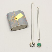Halsband