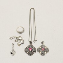 Halsband