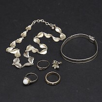 Halsband
