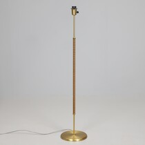 Golvlampfot