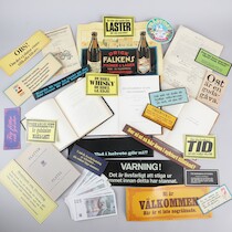 Pappskyltar