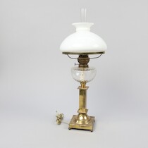 Bordsfotogenlampa