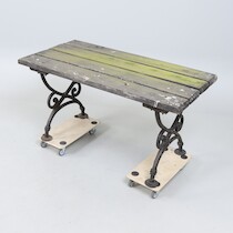 Trädgårdsbord