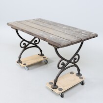 Trädgårdsbord
