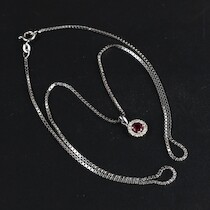 Halsband